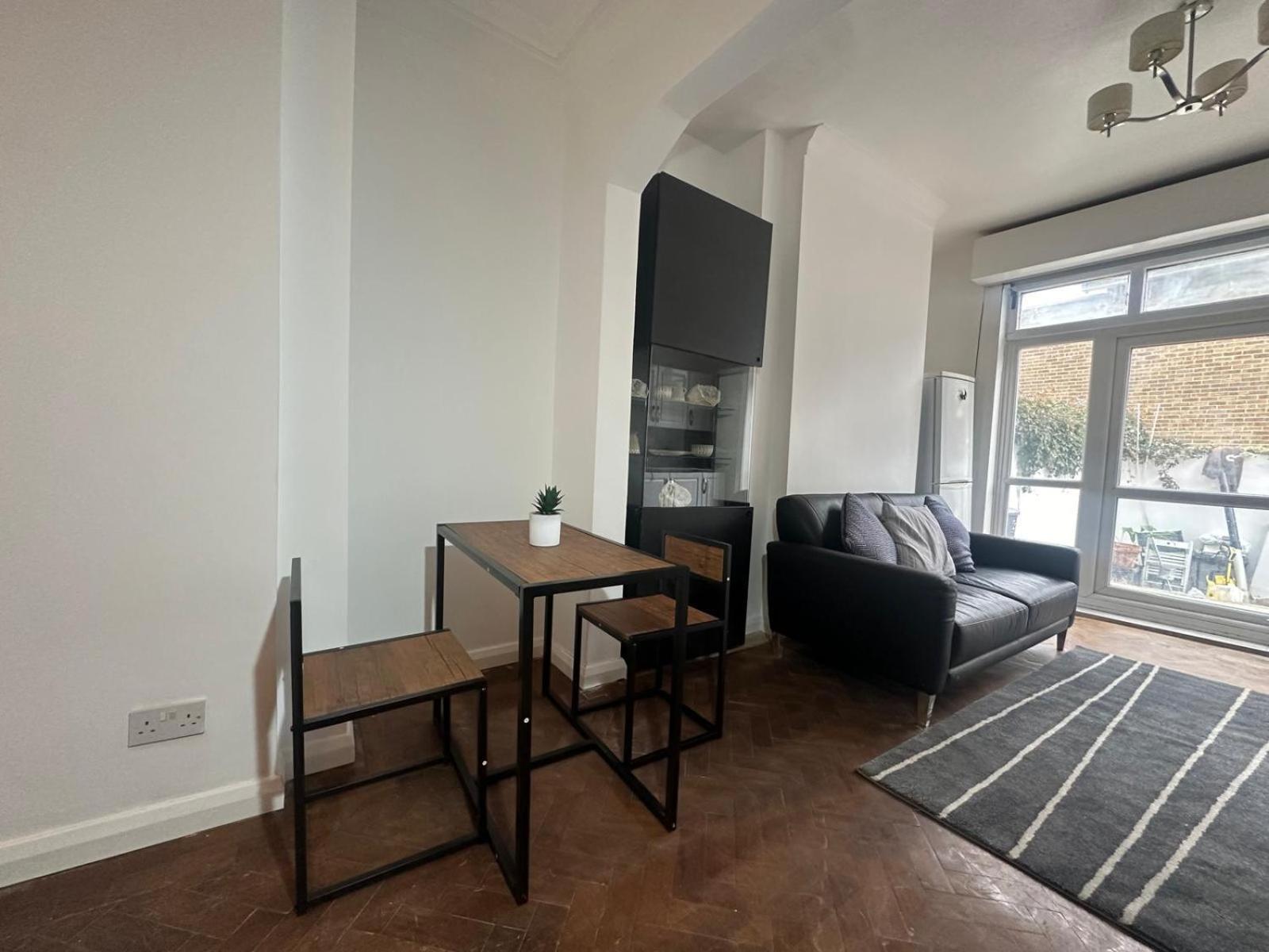 Lovely Ground Floor In West