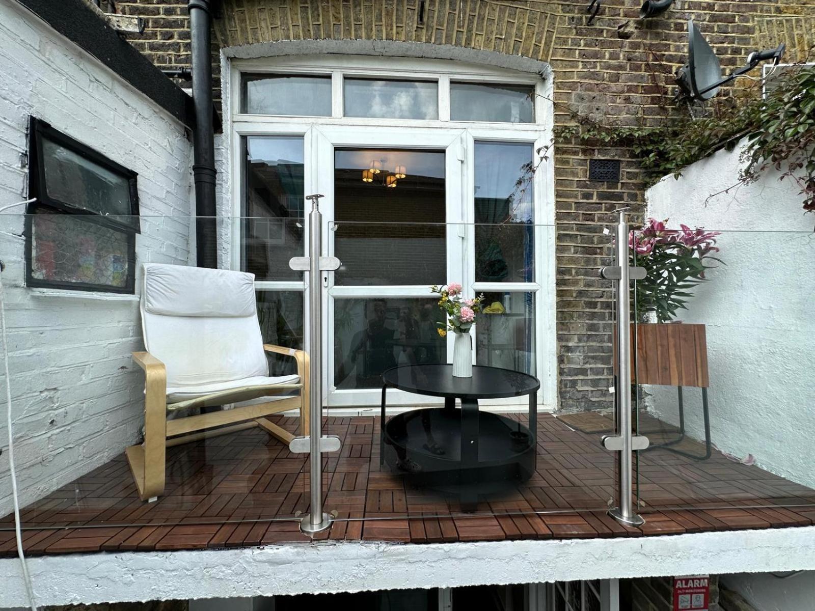 Lovely Ground Floor In West Appartamento *